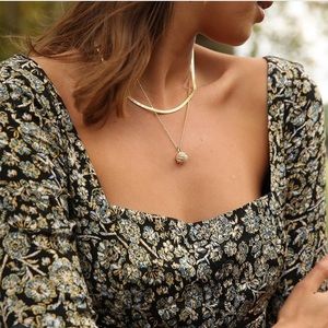 Daisy London - Estee Lalonde Short snake Necklace